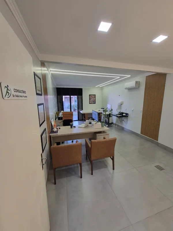 Recepção da Clínica Supere Tratamento da Dor, em Goiânia